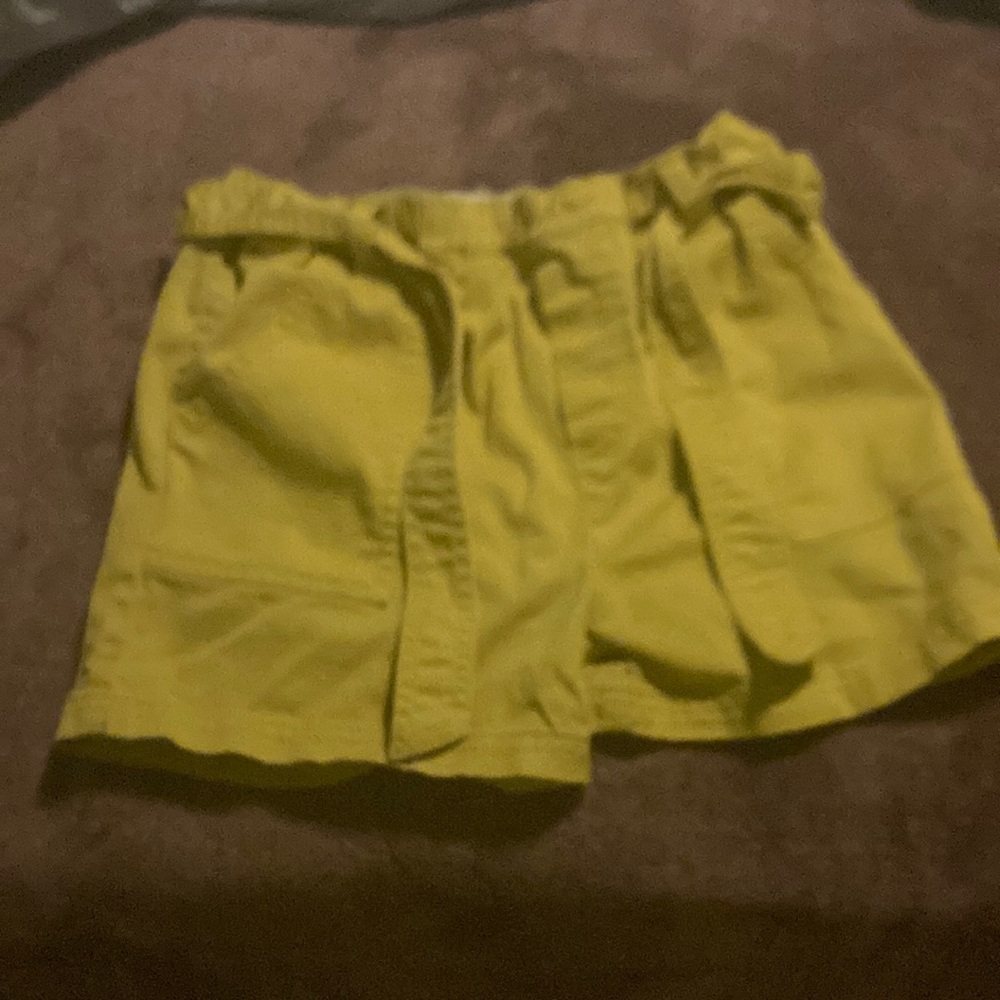 Yellow Jean Shots (11 girls)